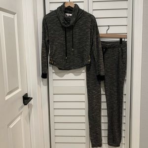 Marilyn Monroe sweater and sweat pant set